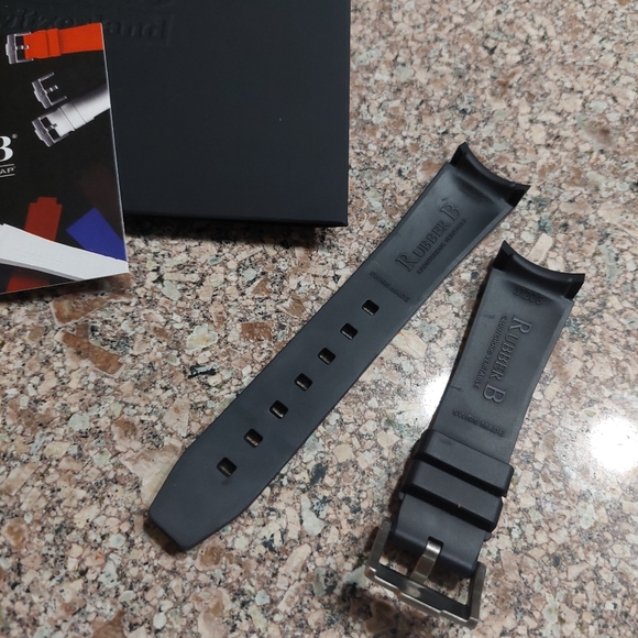 Rubber b Rolex strap - Picture 2 of 4